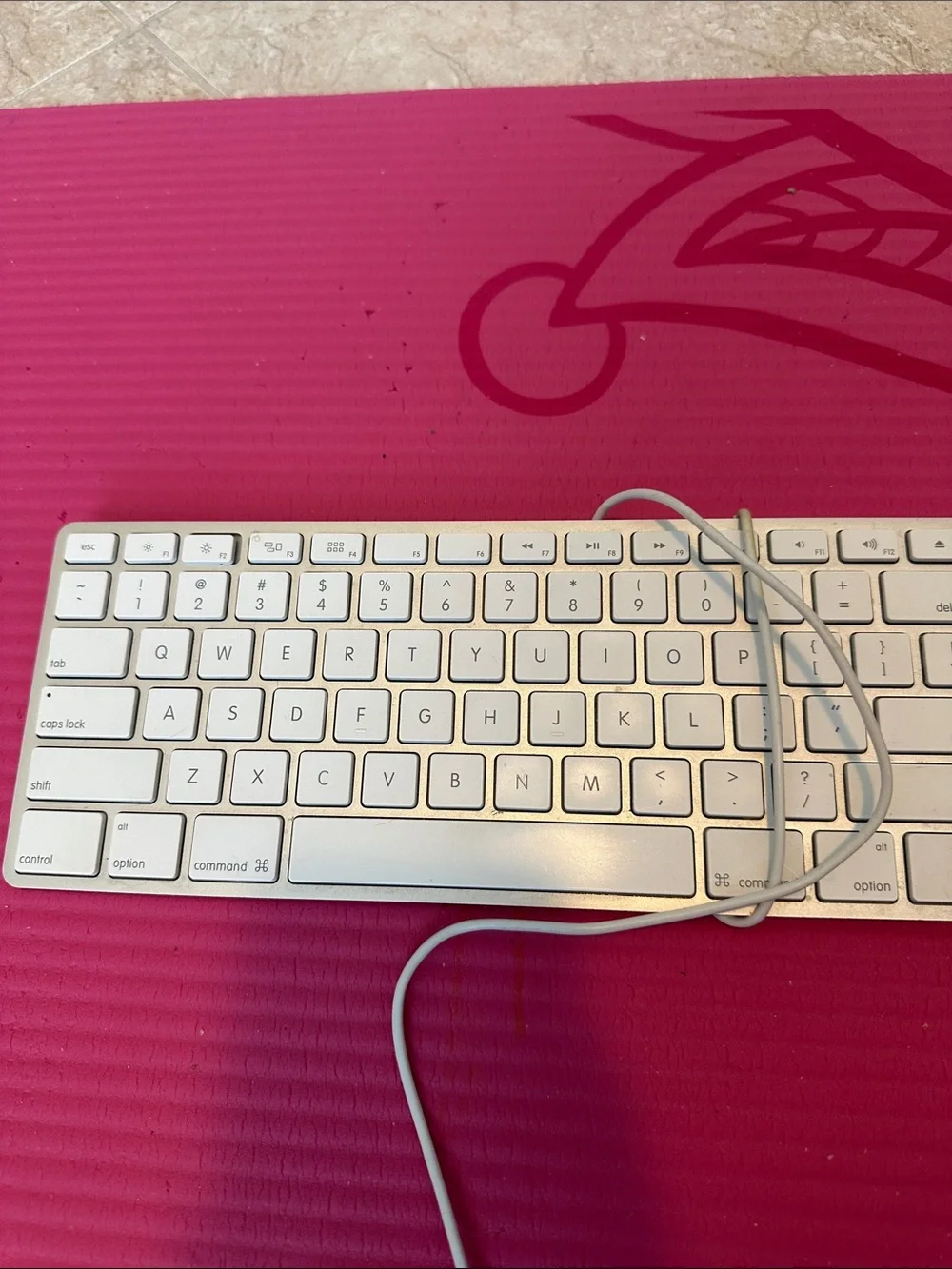 Apple keyboard